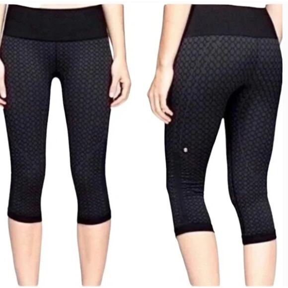 Lululemon In The Flow Crop Soul Geo Print Black Gray 6 - Picture 2 of 6
